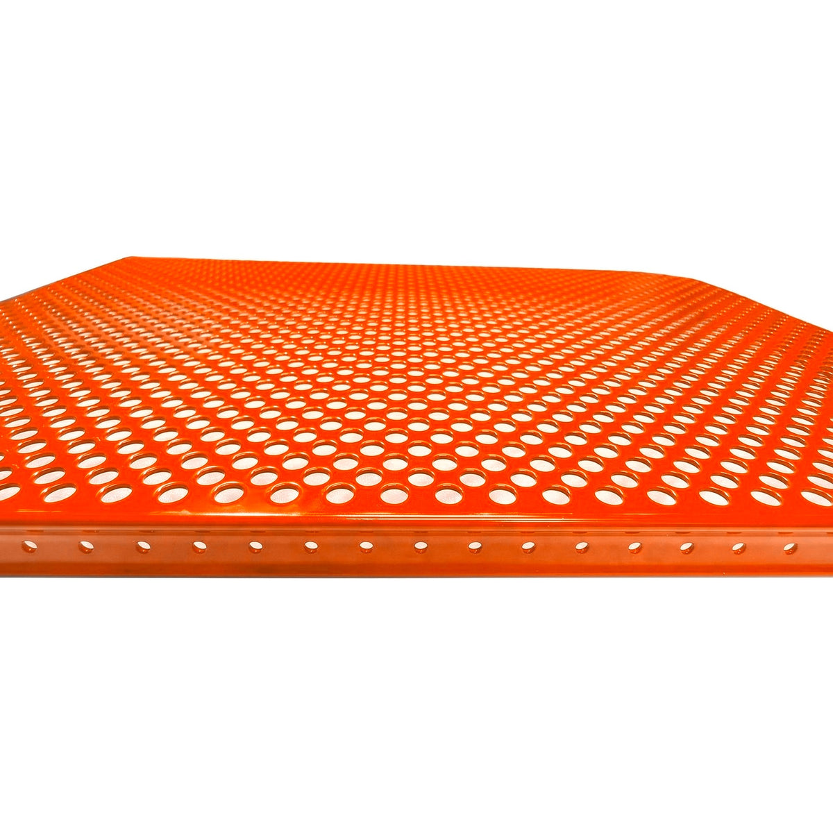 Tablette extérieure perforée Orange pur RAL 2004, vue latérale rasante avec perforation